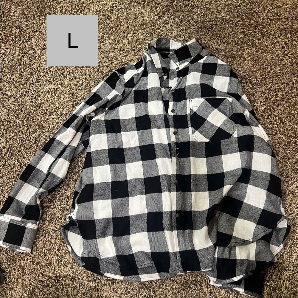 Time and Tru Black and White Plaid Women's Top